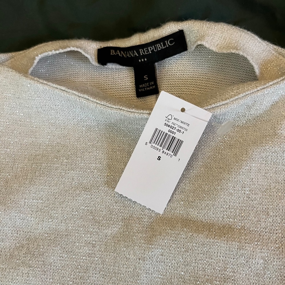 Banana Republic white sparkle sleeveless shirt size small